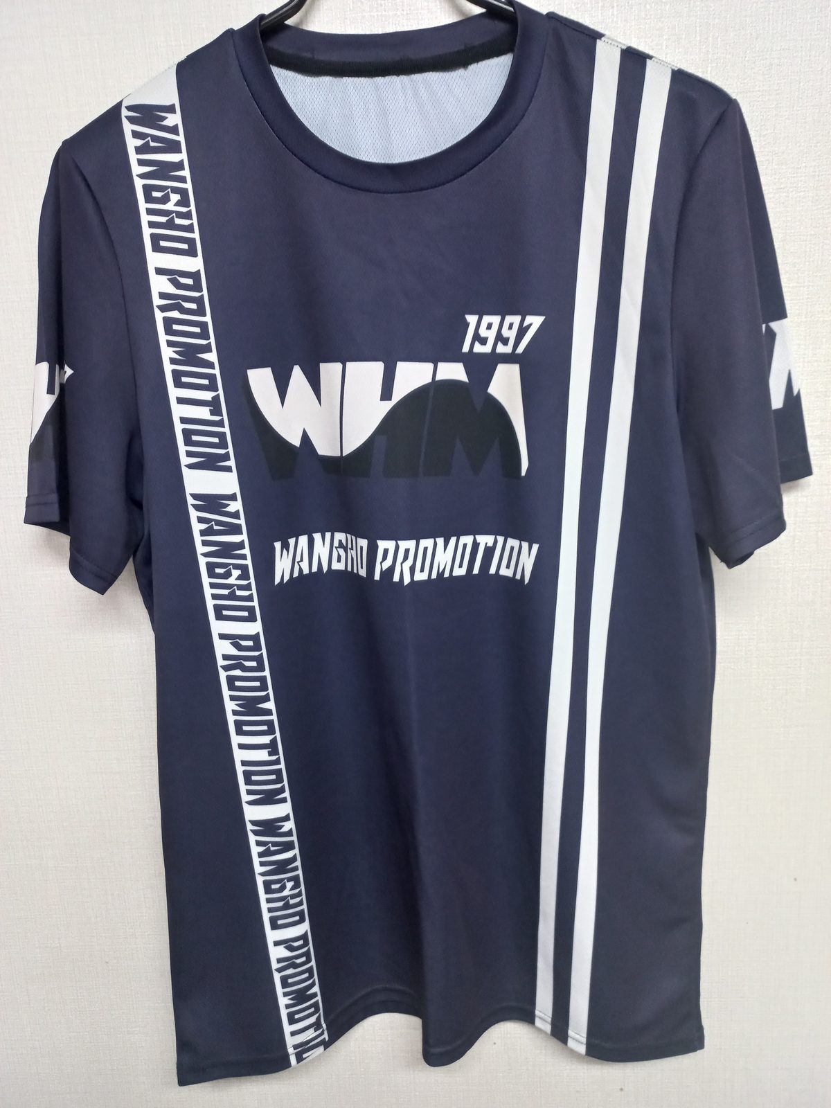 WANGHO PROMOTION 프린트 반팔티 네이비